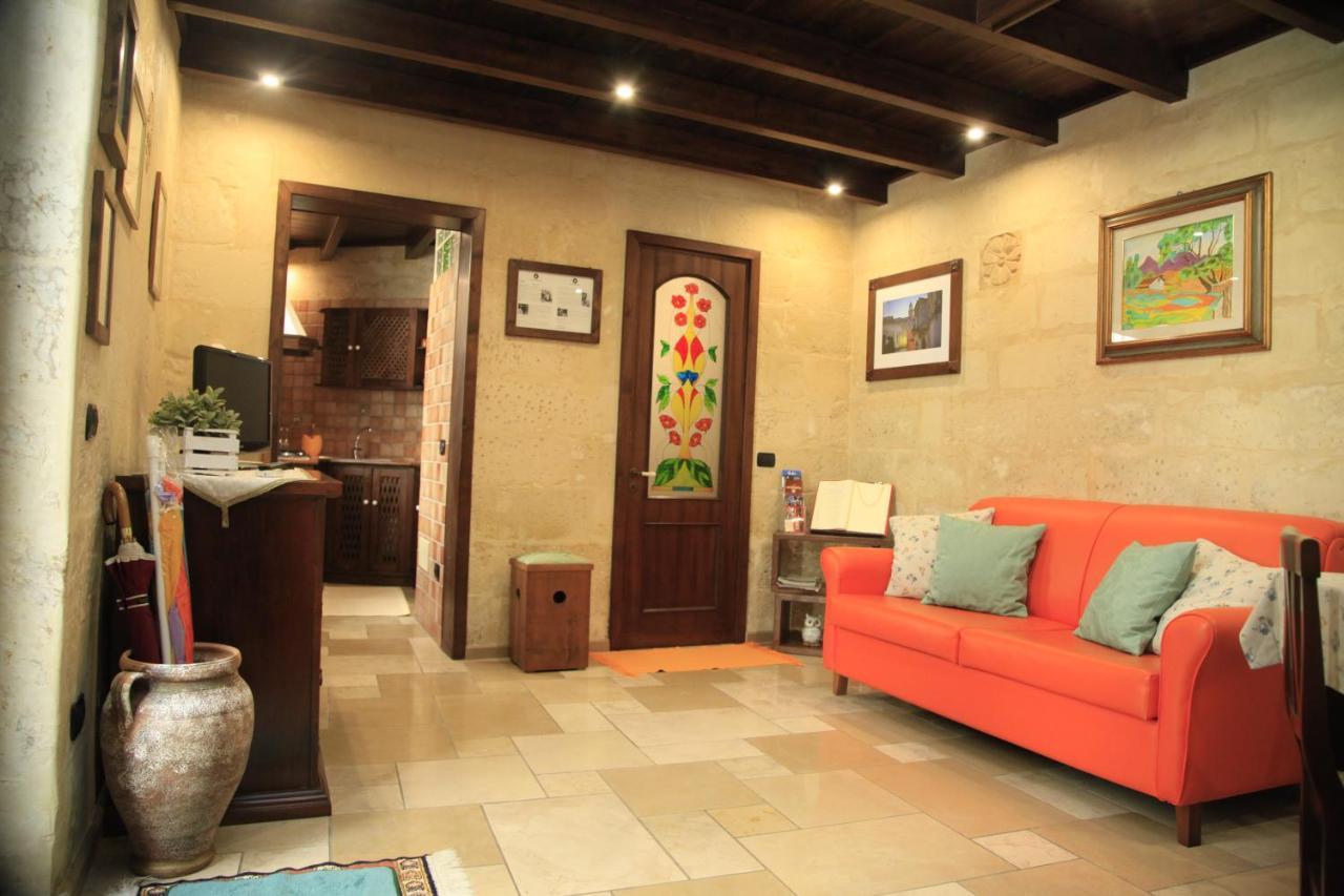 Dimora Dei Figuli Hotel Lecce Ngoại thất bức ảnh