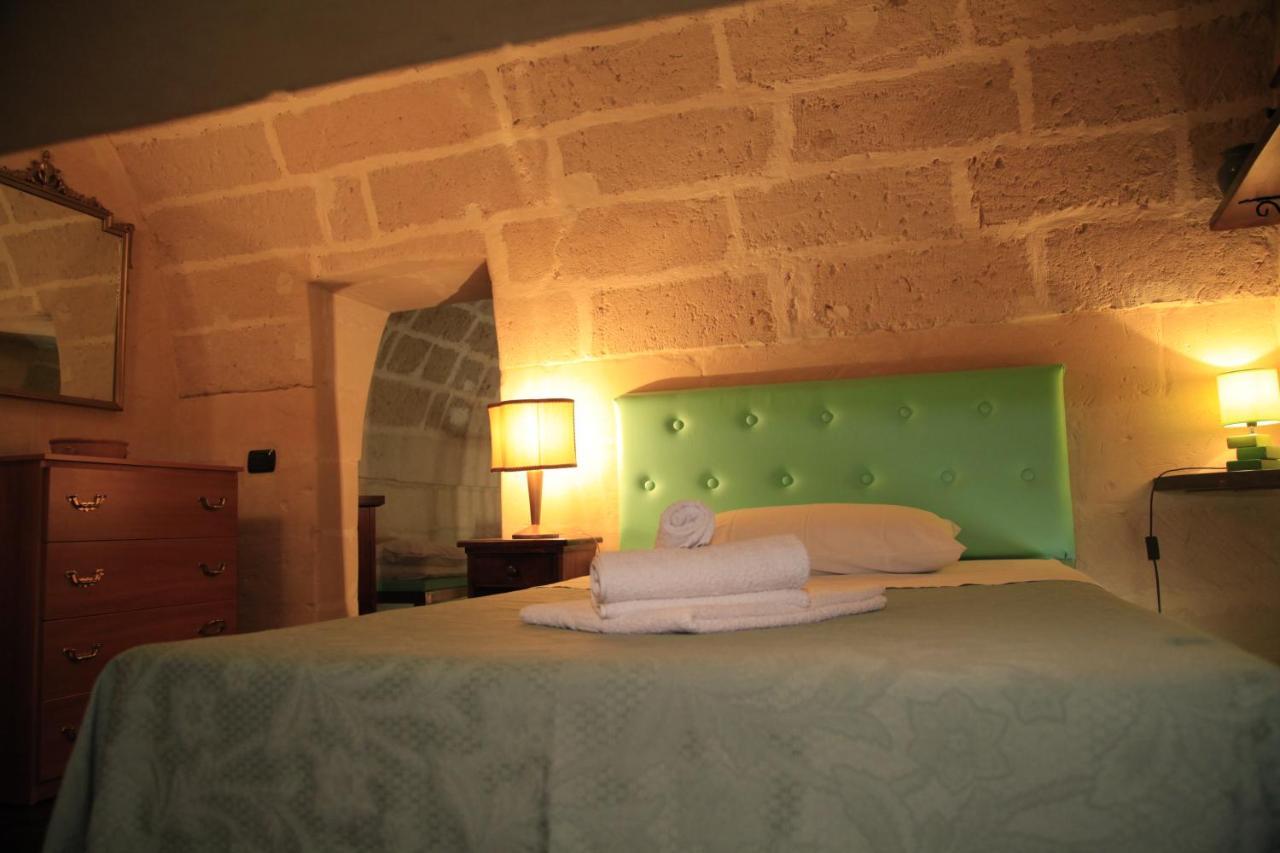 Dimora Dei Figuli Hotel Lecce Phòng bức ảnh