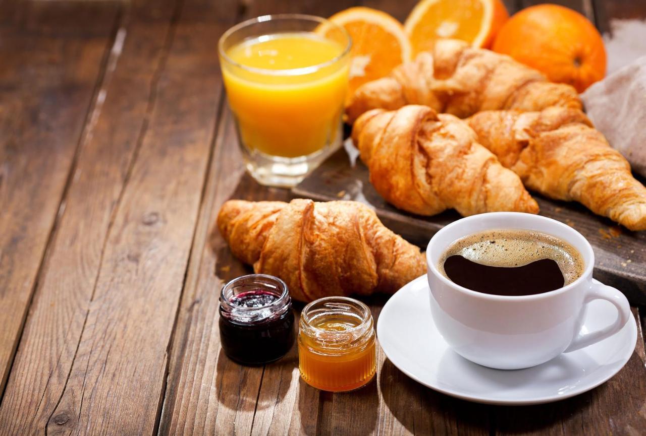 Dimora Dei Figuli Hotel Lecce Ngoại thất bức ảnh